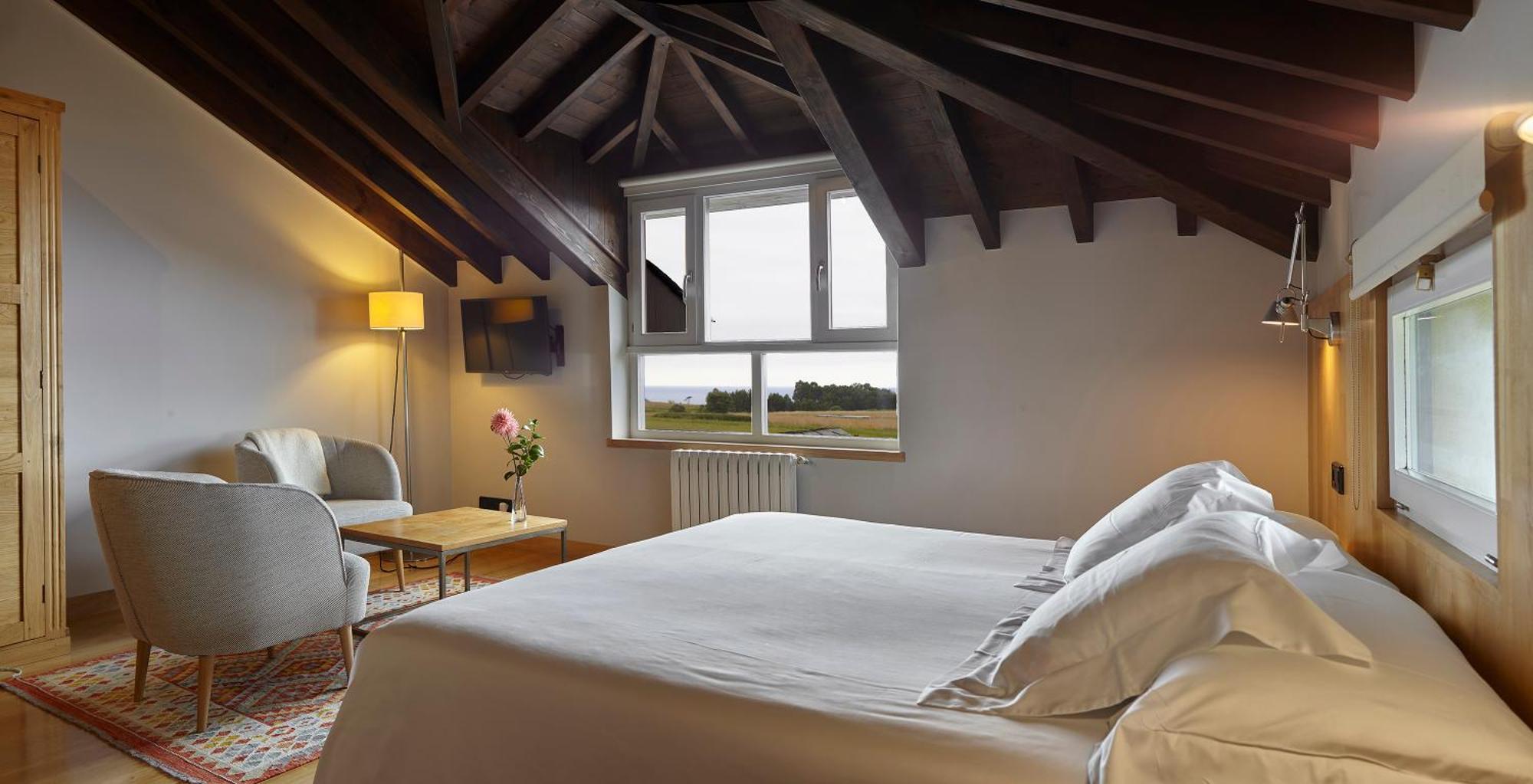 Hotel Torre De Villademoros Luarca Buitenkant foto