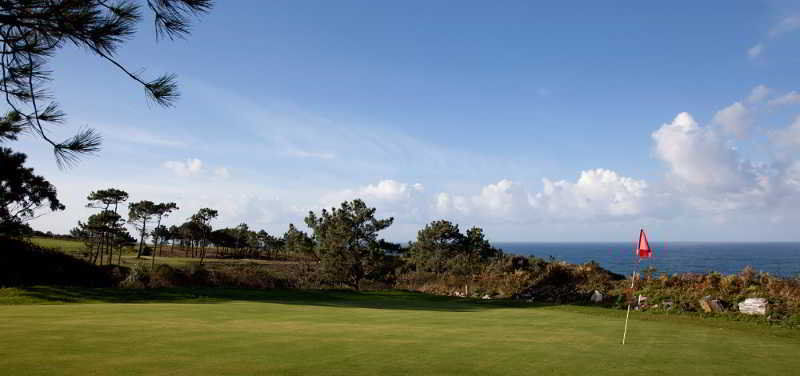 Hotel Torre De Villademoros Luarca Buitenkant foto