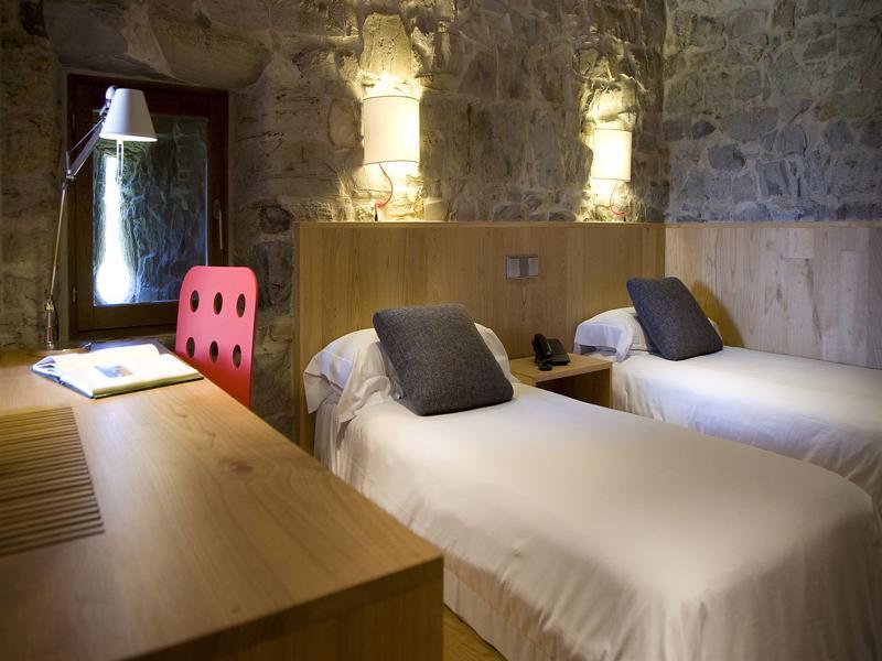 Hotel Torre De Villademoros Luarca Buitenkant foto