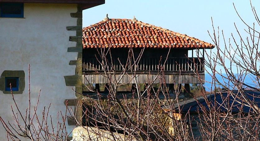 Hotel Torre De Villademoros Luarca Buitenkant foto